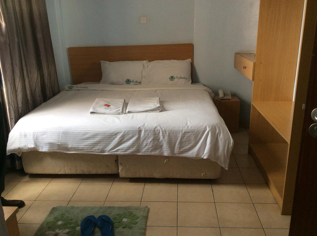 La Jardine Bed and Breakfast Ναϊρόμπι Εξωτερικό φωτογραφία