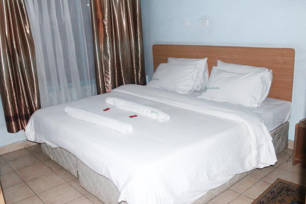 La Jardine Bed and Breakfast Ναϊρόμπι Εξωτερικό φωτογραφία